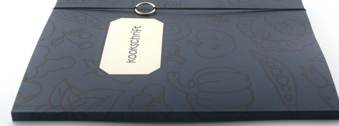 Kookschrift vol Culinaire creativiteit in blauw en zwart - Afbeelding 10